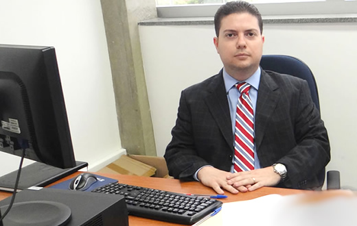 Fórum de Botucatu volta ?  elite do judiciário paulista