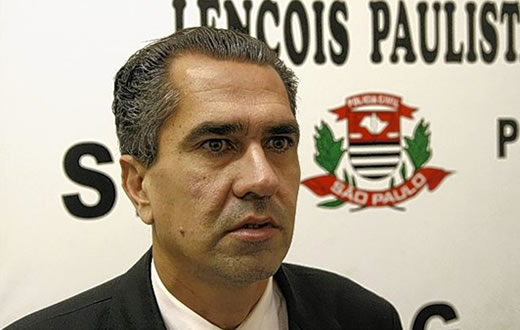 Polícia prende suspeitos de assalto em residência