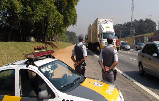 Rapaz assaltado em Botucatu é abandonado em canavial