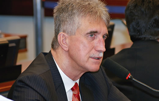 Milton Monti coordena bancada paulista no Congresso