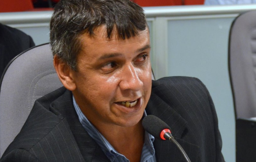 Valmir Reis sugere bolsão para descarte de entulhos