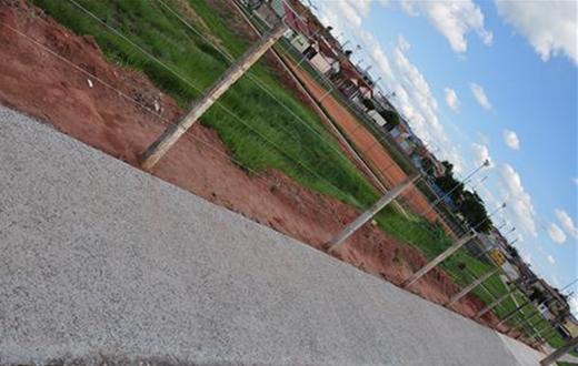 Entorno de Praça no Comerciários ganha melhorias