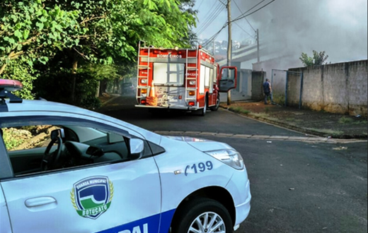 GCM registra incêndio em terreno com produtos reciclavéis‏