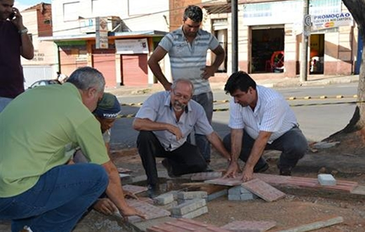 Secretaria de Obras investe na revitalização de praças