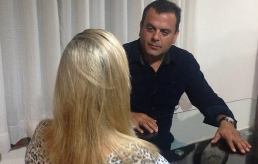 Terapeuta se especializa em constelação familiar