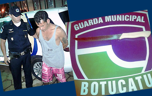 Agentes prendem homem por violência doméstica