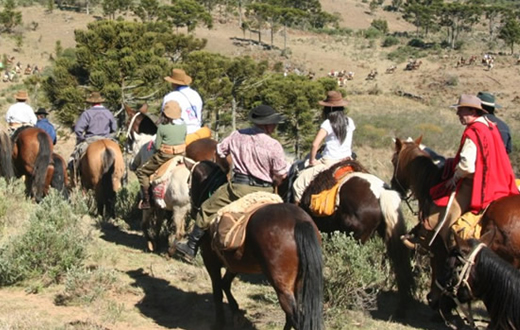 Grande Cavalgada celebra 160 anos de Botucatu
