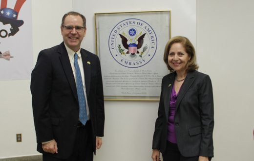 Consulado dos EUA promove programa em Botucatu