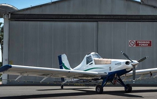 Embraer de Botucatu lança novo avião agrícola Ipanema