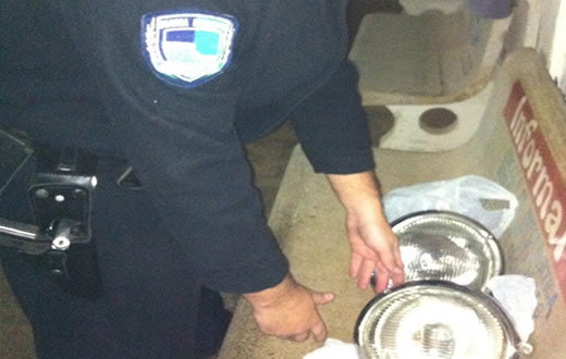 Guarda Municipal recupera faróis de carro furtados