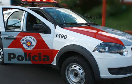 Dupla assalta posto de gasolina em São Manuel