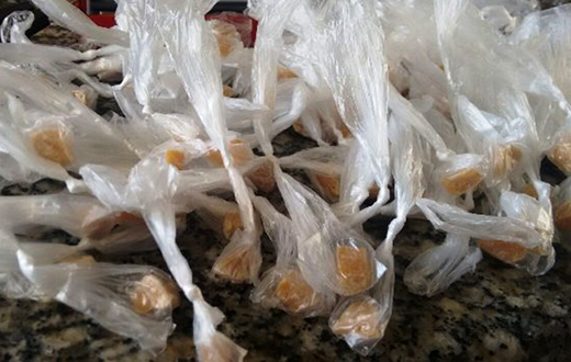 Adolescente é flagrado em carro com entorpecentes