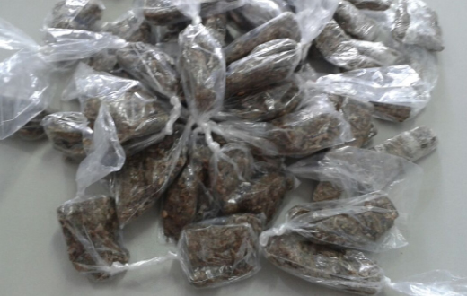 Porções brutas de maconha são apreendidas pela DISE