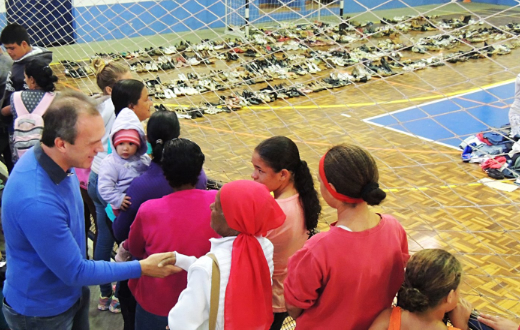 São Manuel começa a entrega da Campanha do Agasalho