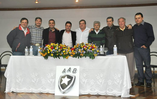 Solenidade marca posse da diretoria da AAB