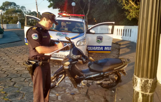 GCM faz a apreensão de duas motocicletas