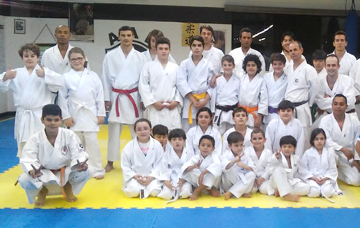 Karatê vai realizar festival para troca de faixas