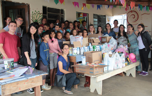 Universitários do IB promovem ação no Calouro Cidadão