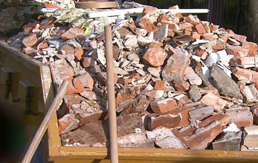 Sistema monitora mais de 260 caçambas na Cidade