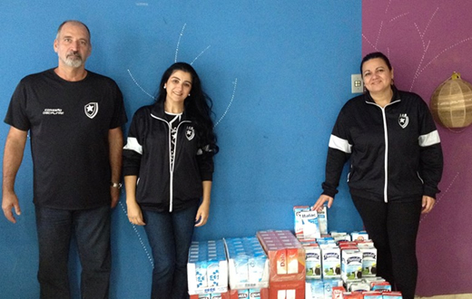 Suíço da AAB faz doação de leite ?  Associação Bethel