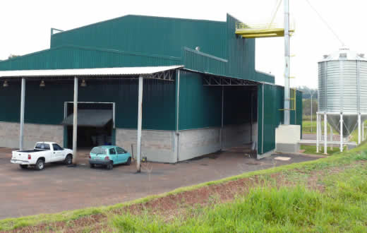 FMVZ inaugura estruturas em Rubião Junior e Lageado