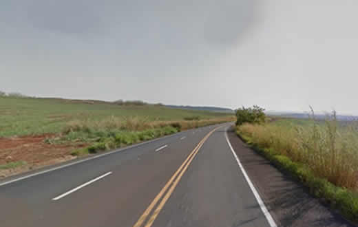 Ladrões invadem fazenda e levam um trator