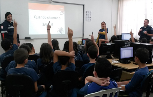 GCM e Samu alertam sobre os riscos do cerol