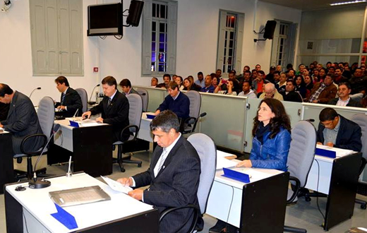 Salário dos vereadores para 2017 vai a votação