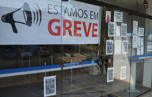 Servidores do INSS entram no 7º dia de greve