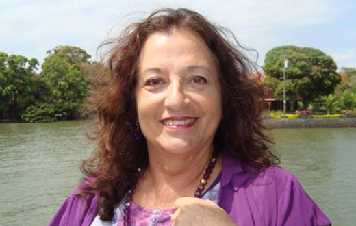 Coletânea 2015 terá prefácio de Maria Lucia Dal Farra