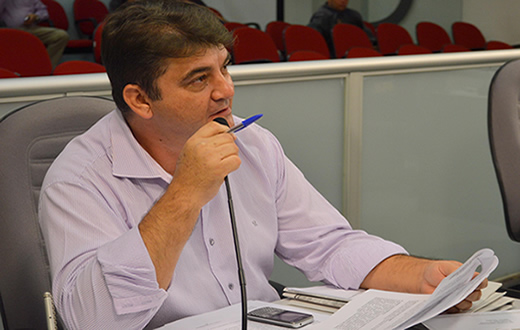 Vereador sugere mais servidores ao Correios de Botucatu