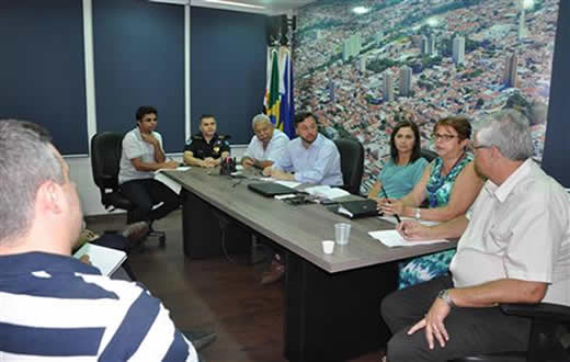 Prefeitura avança com a reurbanização da Cecap