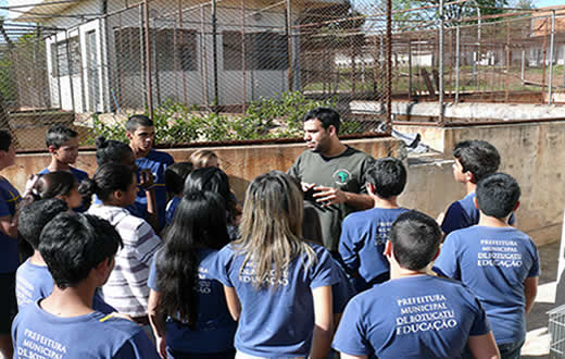 Cempas da Unesp recebe alunos de escola municipal
