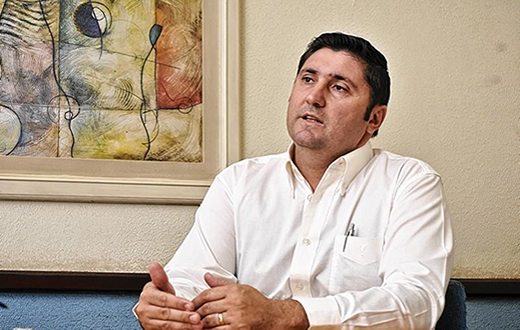 Vereadores da Câmara de Jau aprovam a lei da devassa Vereadores da Câmara de Jau aprovam a lei da devassa