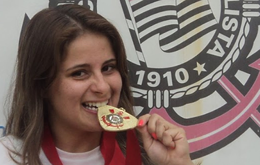 Tenista botucatuense conquista torneio do Corinthians