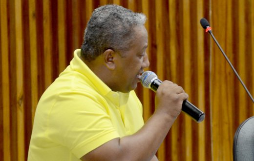 Câmara de Vereadores de Lençóis Paulista adia a CEI da Cultura Câmara de Vereadores de Lençóis Paulista adia a CEI da Cultura