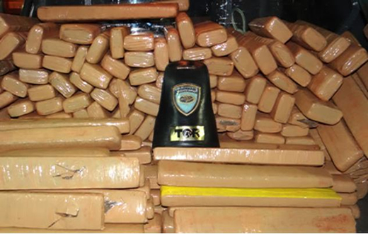 PM apreende 425 kg de maconha na Castelinho