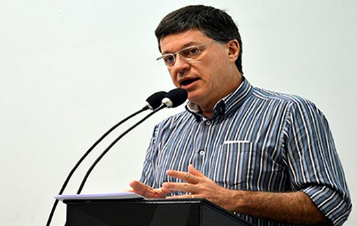 Pagani  sugere redução de jornada a profissionais de saúde