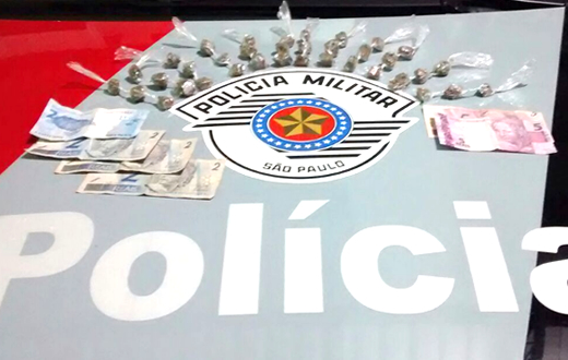 PM apreende 36 parangas de maconha na Cohab I