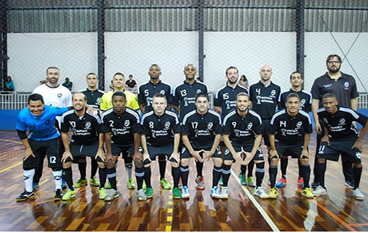 Futsal de Botucatu vence Sertãozinho e se mantém líder