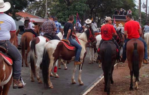 Vila Maria sedia Encontro de Comitivas da região