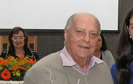 Professor do IB é homenageado em Congresso de Genética