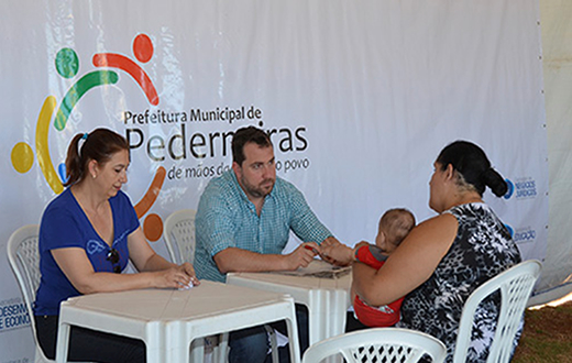 Prefeitura de Pederneiras realiza programa Gabinete Itinerante Prefeitura de Pederneiras realiza programa Gabinete Itinerante