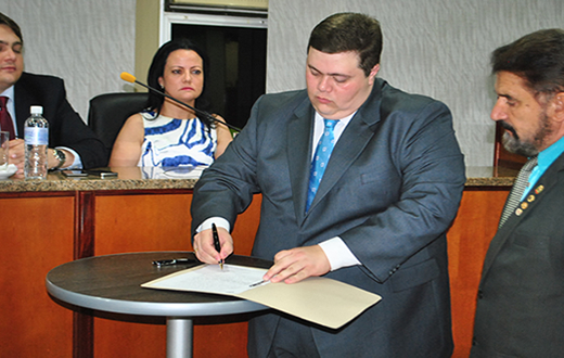 Antonio Belarmino assume cadeira na Câmara de Barra Bonita Antonio Belarmino assume cadeira na Câmara de Barra Bonita