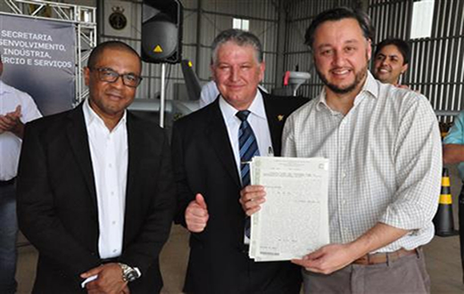 Oficializada doação de terreno para fábrica da Avionics