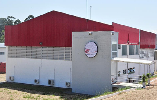Empresa aeronáutica inaugura unidade em Botucatu