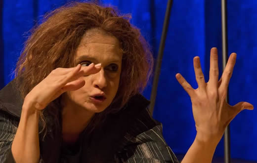 Teatro recebe peça Galileu Galilei  com  Denise Fraga