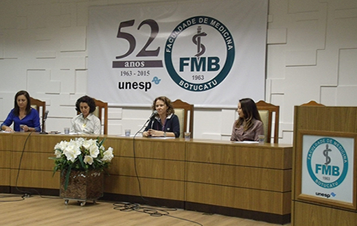 Unesp sedia VIII Congresso de Extensão Universitária