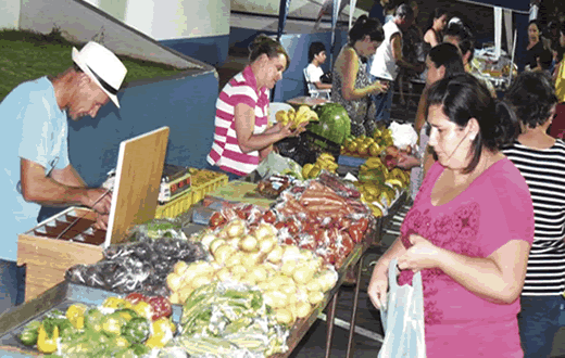 Feira da Noite em São Manuel atende grande público consumidor
