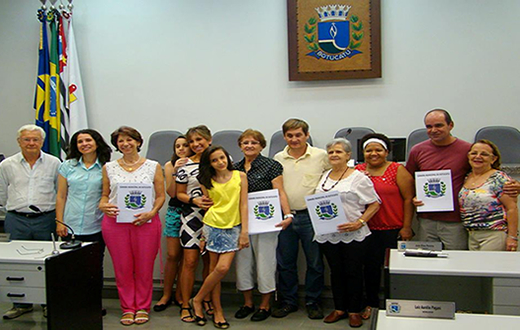 Petistas homenageiam medalhistas dos Jogos do Idoso